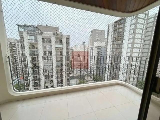 Apartamento para Locação em São Paulo/SP Moema 3 Quartos