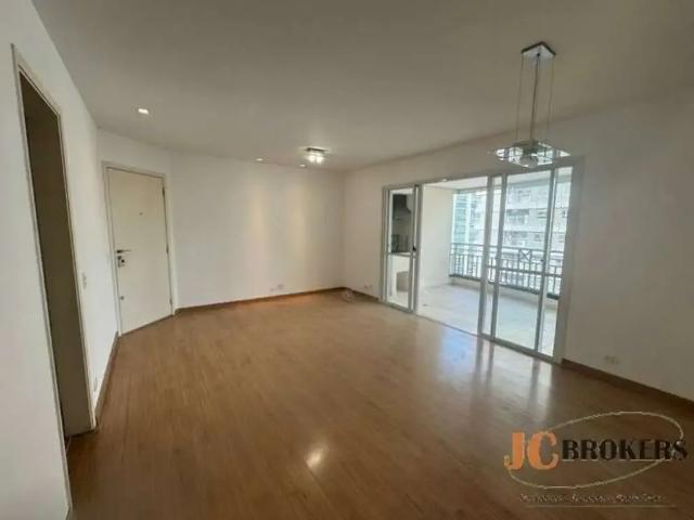 Apartamento para Locação em São Paulo/SP Moema 3 Quartos