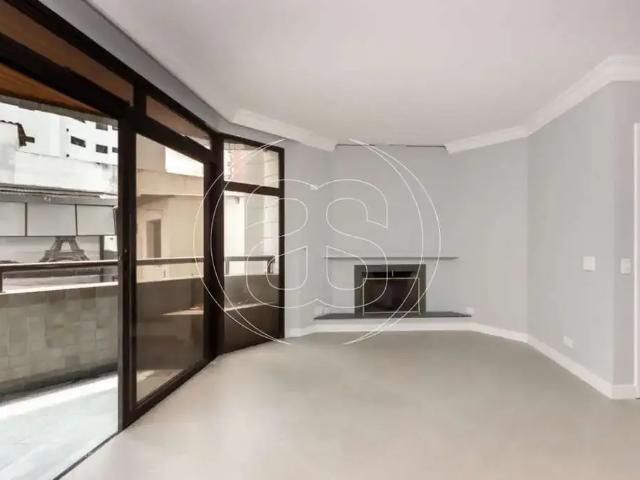 Apartamento para Locação em São Paulo/SP Moema 3 Quartos