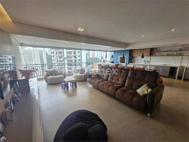 Apartamento para Locação em São Paulo/SP Morumbi 3 Quartos