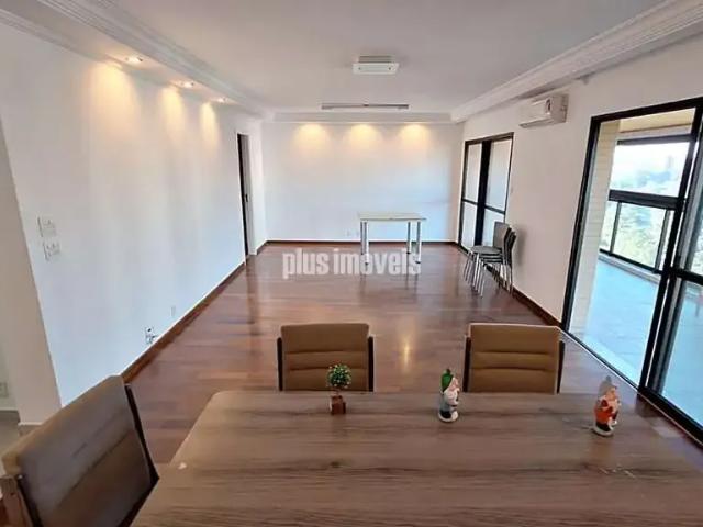 Apartamento para Locação em São Paulo/SP Panamby 3 Quartos