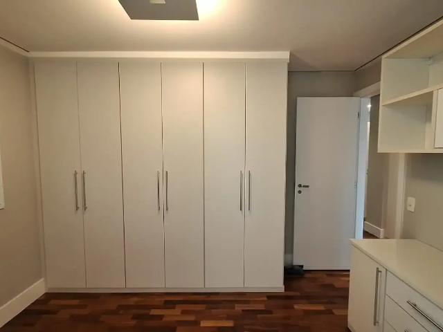 Apartamento para Locação em São Paulo/SP Panamby 4 Quartos