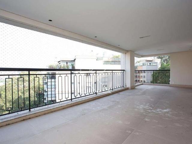 Apartamento para Locação em São Paulo/SP Panamby 5 Quartos