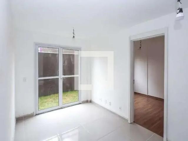 Apartamento para Locação em São Paulo/SP Parque Bristol 2 Quartos