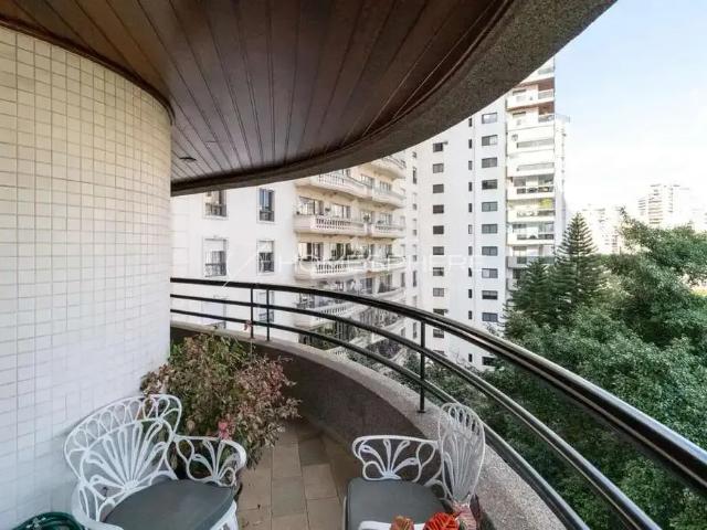 Apartamento para Locação em São Paulo/SP Perdizes 4 Quartos
