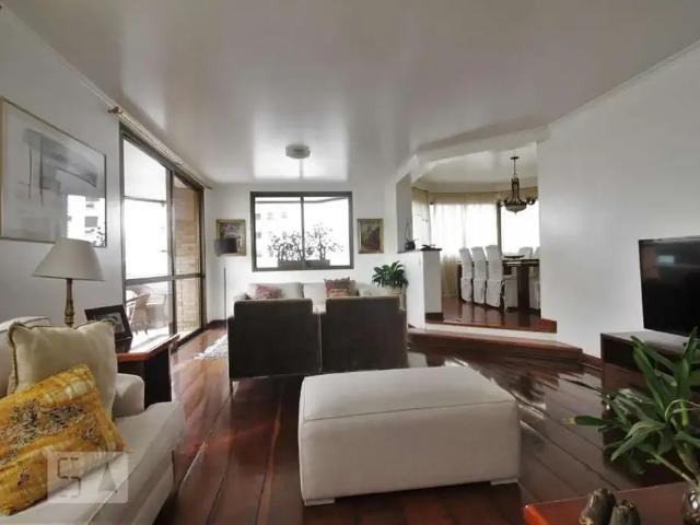 Apartamento para Locação em São Paulo/SP Real Parque 4 Quartos