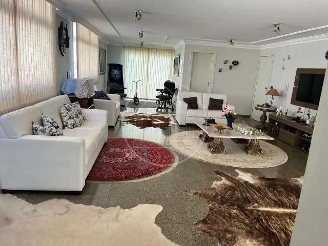 Apartamento para Locação em São Paulo/SP Real Parque 6 Quartos