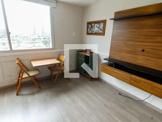 Apartamento para Locação em São Paulo/SP Real Parque 1 Quartos