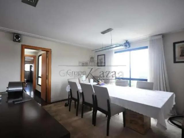 Apartamento para Locação em São Paulo/SP Real Parque 3 Quartos