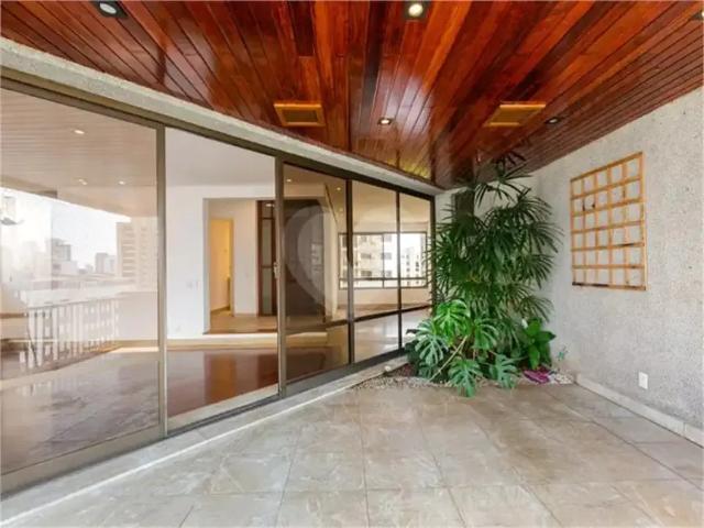 Apartamento para Locação em São Paulo/SP Real Parque 3 Quartos