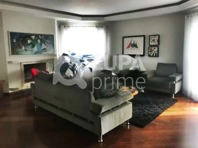 Apartamento para Locação em São Paulo/SP Santana 4 Quartos