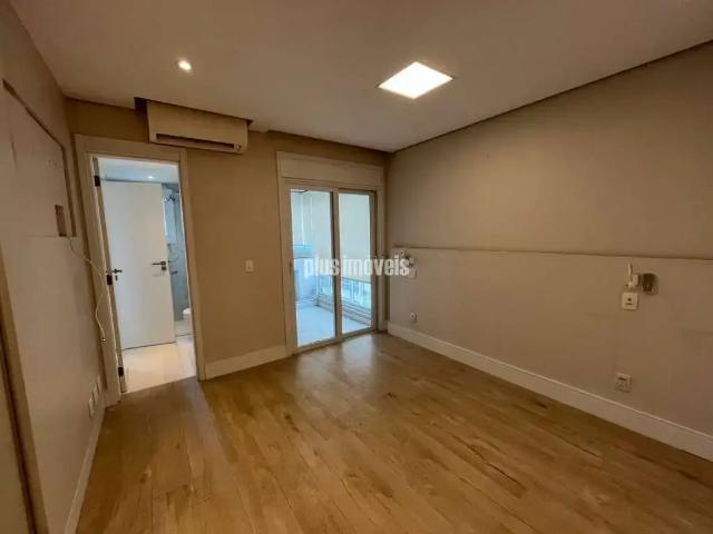 Apartamento para Locação em São Paulo/SP Santo Amaro 3 Quartos