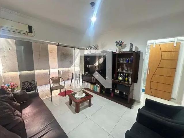 Apartamento para Locação em São Vicente/SP Centro 2 Quartos