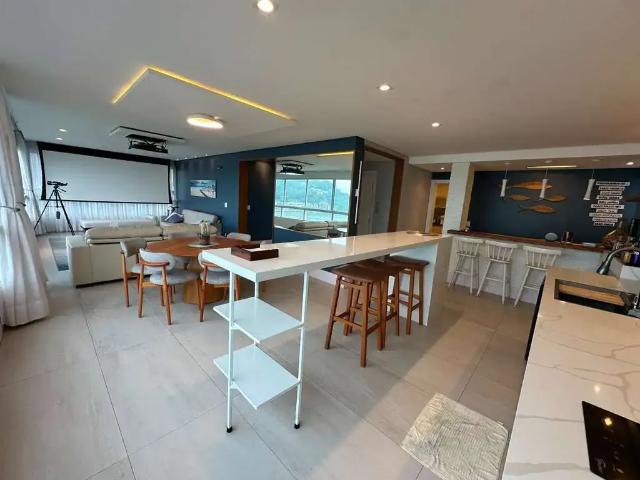 Apartamento para Locação em São Vicente/SP Itararé 4 Quartos