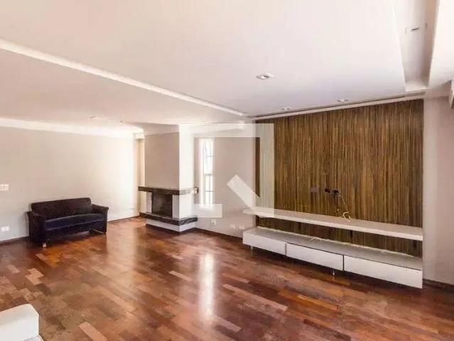 Apartamento para Locação em Santana de Parnaíba/SP Alphaville 4 Quartos