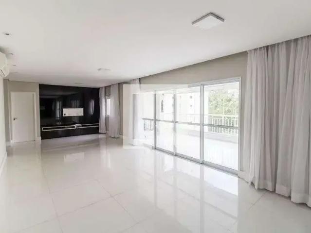Apartamento para Locação em Santana de Parnaíba/SP Alphaville 3 Quartos