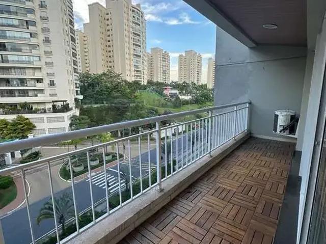 Apartamento para Locação em Santana de Parnaíba/SP Tamboré 1 Quartos