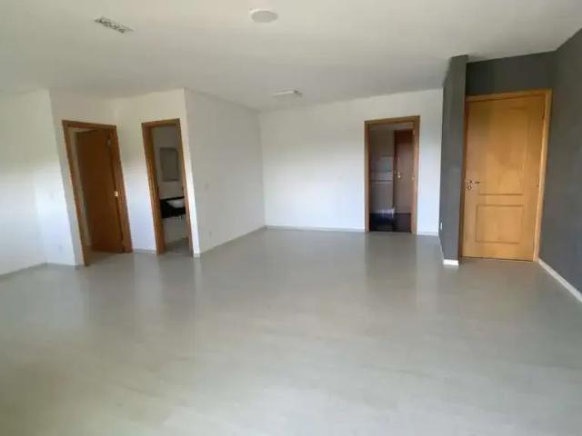 Apartamento para Locação em Santana de Parnaíba/SP Tamboré 3 Quartos