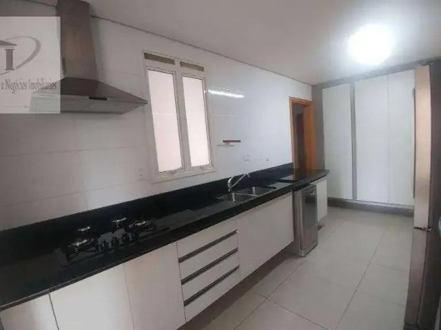 Apartamento para Locação em Santana de Parnaíba/SP Tamboré 3 Quartos