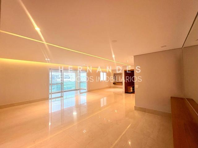 Apartamento para Locação em Santana de Parnaíba/SP Tamboré 3 Quartos