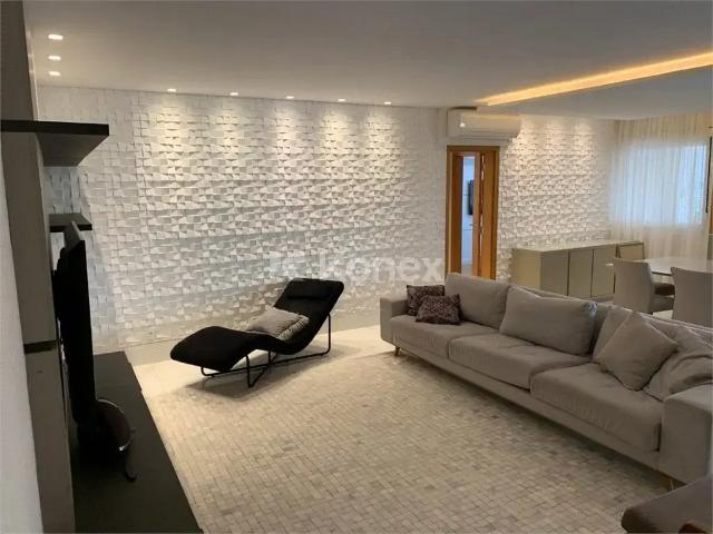 Apartamento para Locação em Santana de Parnaíba/SP Tamboré 3 Quartos