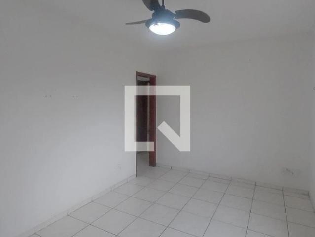 Apartamento para Locação em Santos/SP Aparecida 2 Quartos
