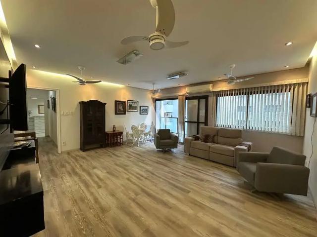 Apartamento para Locação em Santos/SP Boqueirão 3 Quartos