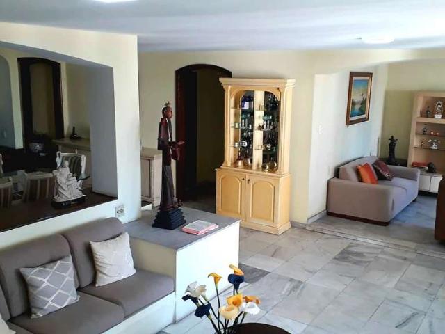 Apartamento para Locação em Santos/SP Boqueirão 5 Quartos
