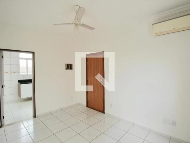 Apartamento para Locação em Santos/SP Embaré 3 Quartos
