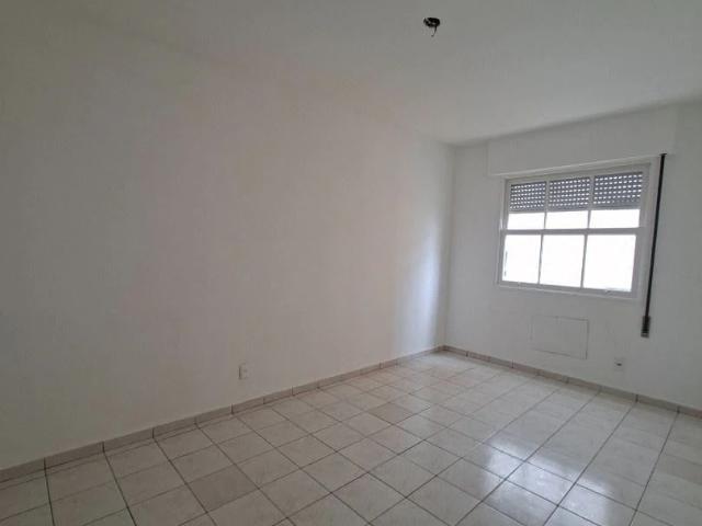 Apartamento para Locação em Santos/SP Embaré 2 Quartos