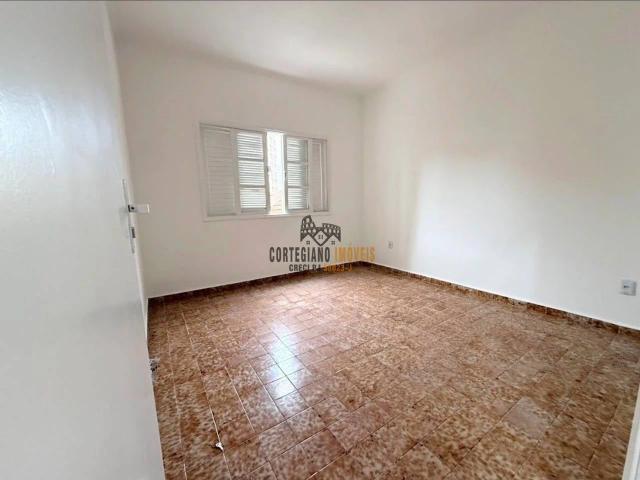 Apartamento para Locação em Santos/SP Embaré 2 Quartos