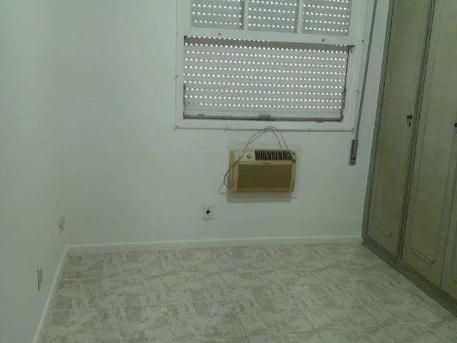 Apartamento para Locação em Santos/SP Embaré 4 Quartos