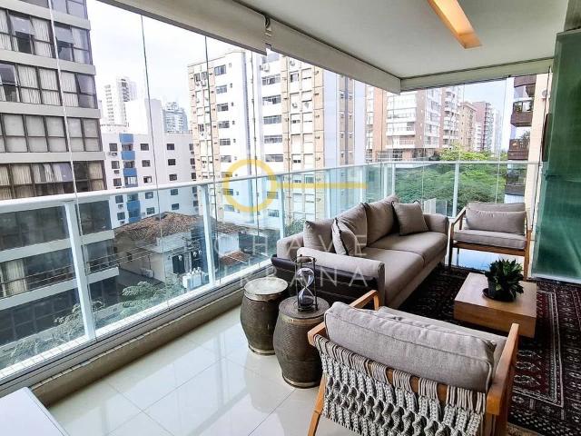 Apartamento para Locação em Santos/SP Embaré 4 Quartos