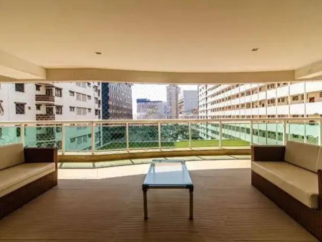 Apartamento para Locação em Santos/SP Gonzaga 4 Quartos