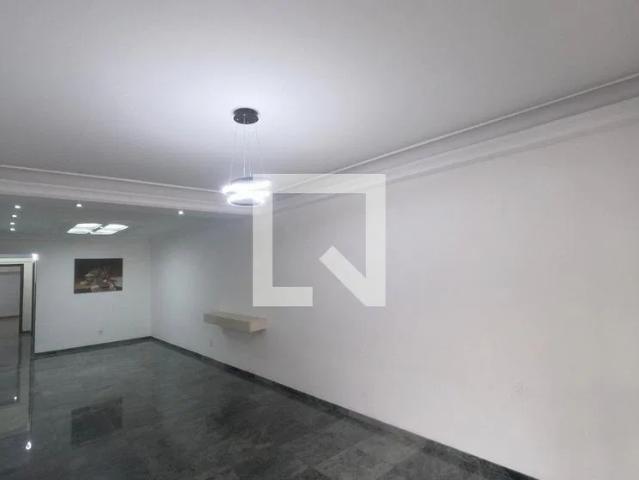 Apartamento para Locação em Santos/SP Ponta da Praia 4 Quartos