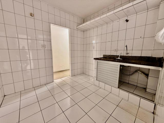 Apartamento para Locação em Santos/SP Ponta da Praia 2 Quartos