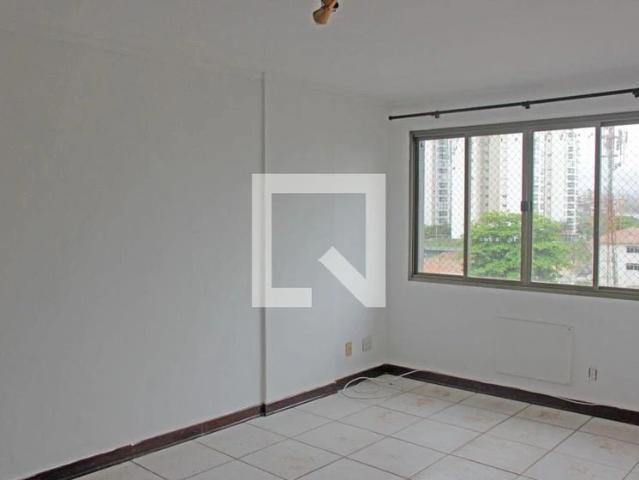 Apartamento para Locação em Santos/SP Ponta da Praia 2 Quartos