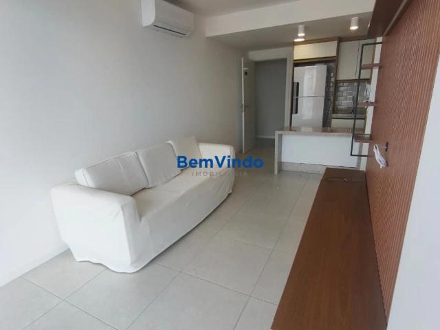 Apartamento para Locação em Salvador/BA Barra 2 Quartos