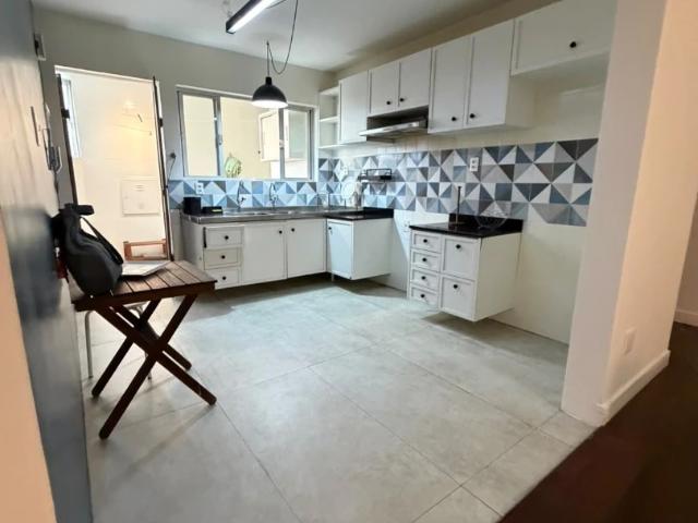 Apartamento para Locação em Salvador/BA Barra 3 Quartos