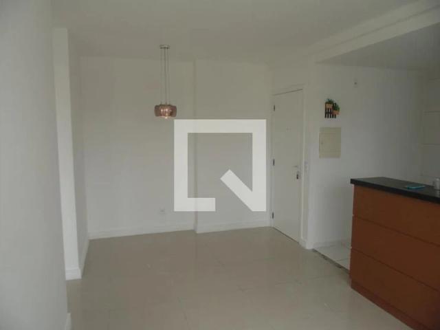 Apartamento para Locação em Salvador/BA Cabula VI 2 Quartos