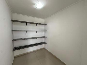 Apartamento para Locação – Frente ao Mar | Ponta da Praia – Santos* ?
