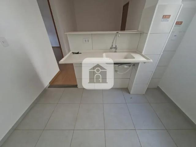 Apartamento para locação no bairro Chácaras Tubalina e Quartel