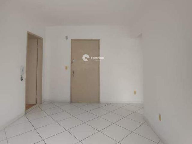 Apartamento para locação no Centro, Santa Maria