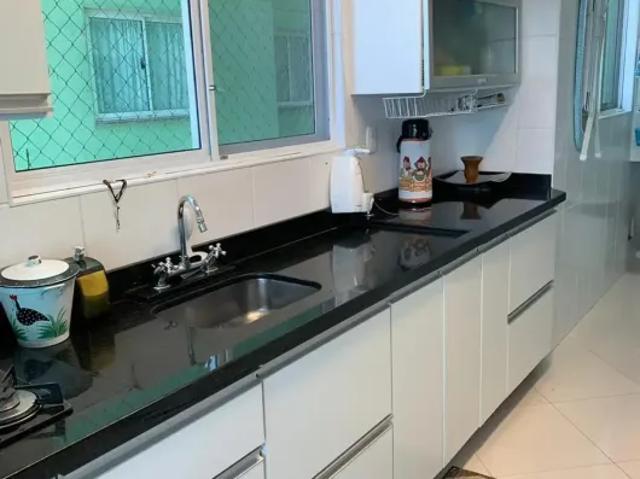 Apartamento para Temporada com Linda Vista para o Mar na Meia Praia Itapema SC