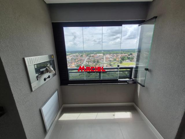 APARTAMENTO PARA UM CASAL COM FILHO, EXCELENTE CONDOMINIO!