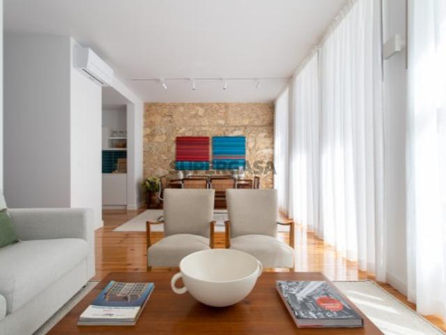 Apartamento para venda mobilado junto à Avenida da Liberdade