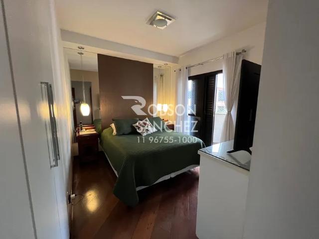 Apartamento para venda na Vila Mascote com 4 quartos, 3 suítes, 3 vagas, 156m², reformado, varanda!