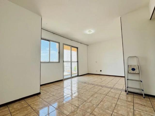 Apartamento para Venda ou Locação 3 Dormitórios, 2 Vagas, Vista Livre Travessa da Av. Cupecê