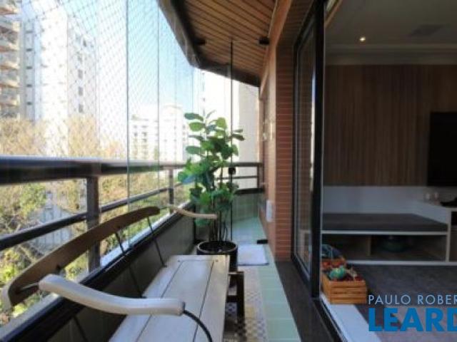Apartamento para Venda ou Locação em Vila Nova Conceição, São Paulo, SP