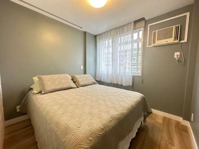 Apartamento para venda com 70 metros quadrados com 2 quartos